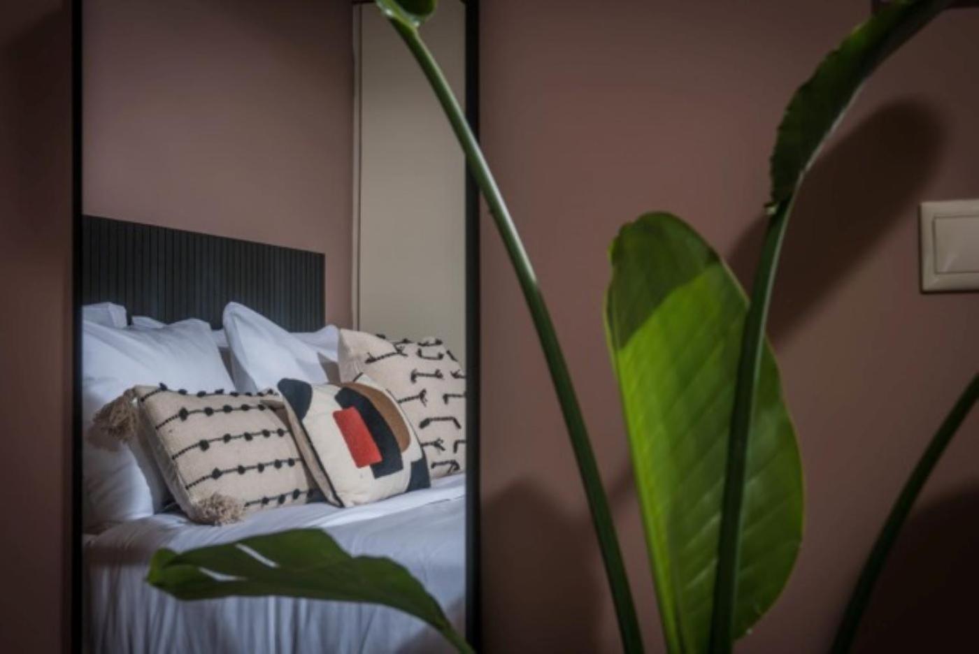 Centro Vero Suites By Omilos Hotels Héraklion Extérieur photo