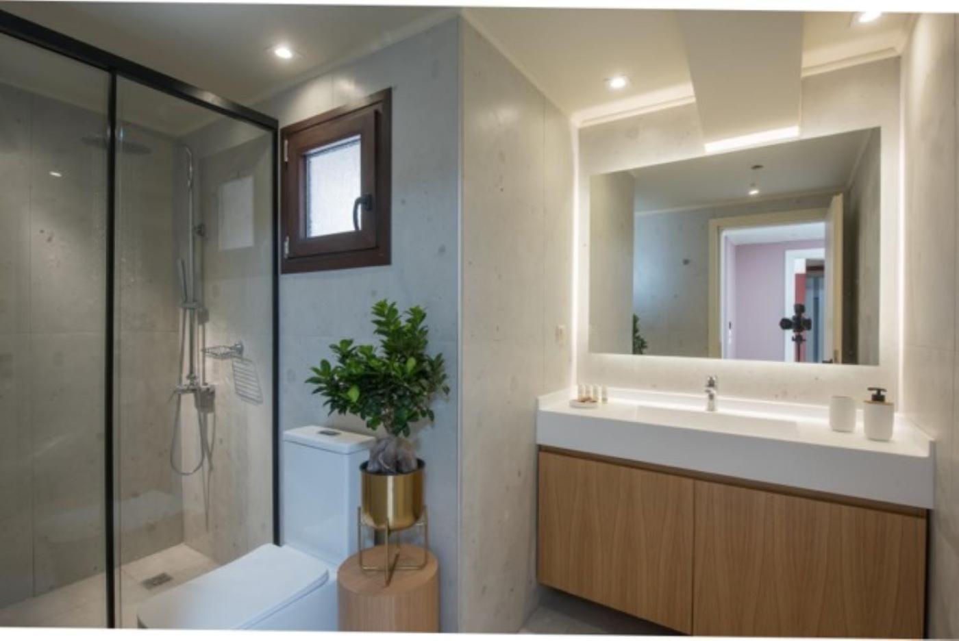 Centro Vero Suites By Omilos Hotels Héraklion Extérieur photo